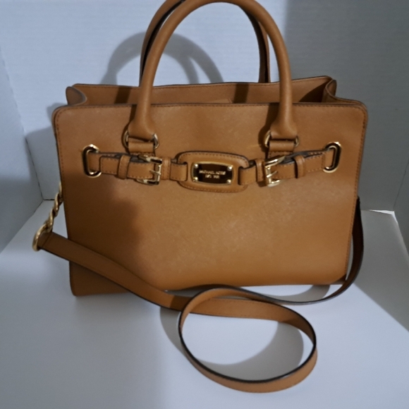 Michael Kors Tan Leather Handbag - Picture 1 of 10